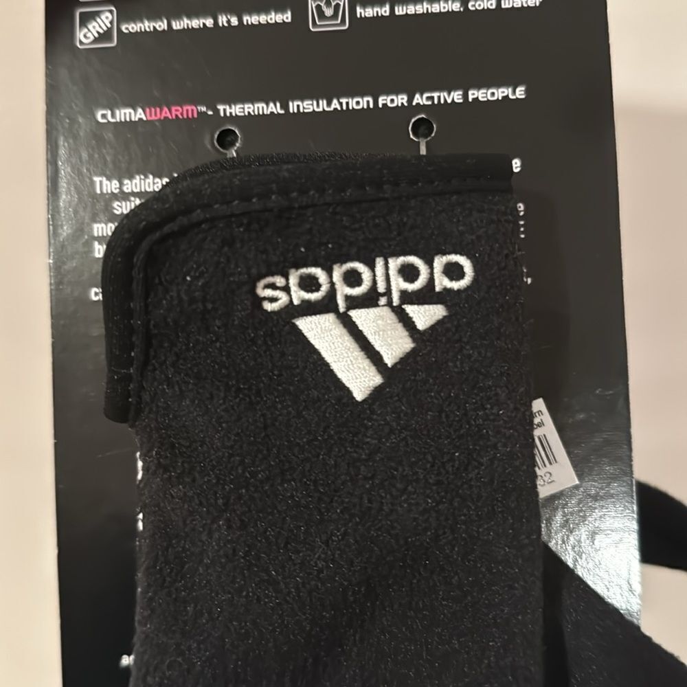 Adidas Climawarm gloves 🧤 - Picture 2 of 9